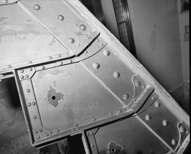 857213 Detail van de ijzeren trapconstructie in het kantoor van de Levensverzekeringsmaatschappij De Utrecht (Leidseweg ...